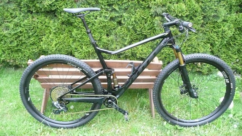 Top model Scott Spark RC 900sl 1x12 XX1 AXS s karbon koly Dt swiss 1200