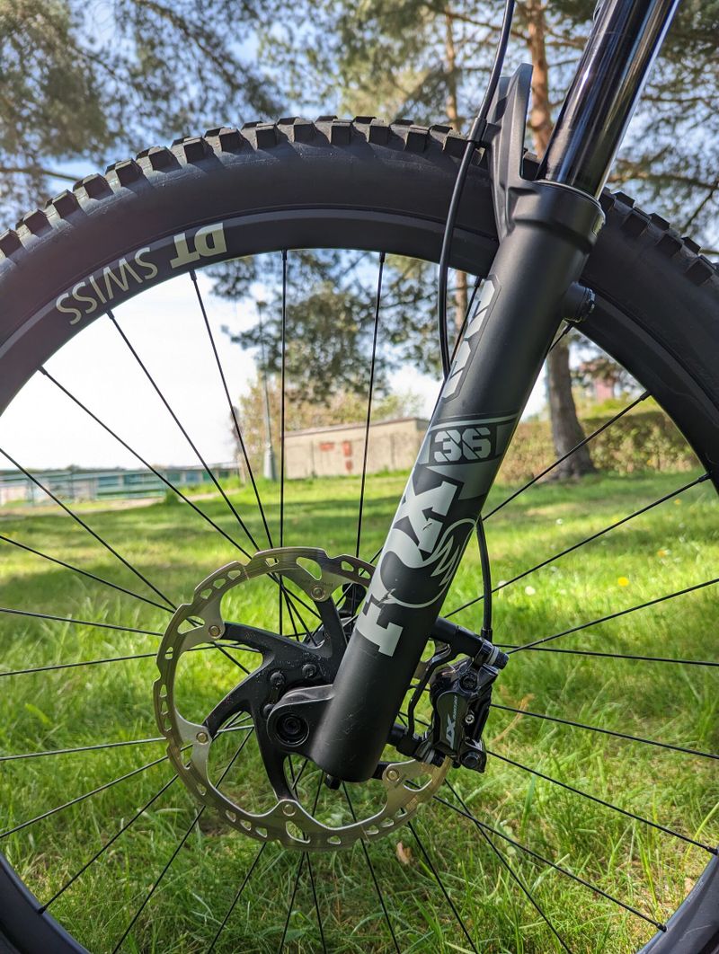 Canyon Spectral 29 CF 8 velikost M