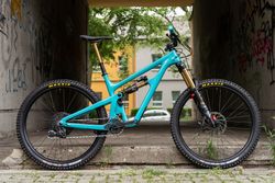 YETI SB150 T1, TURQ series carbon