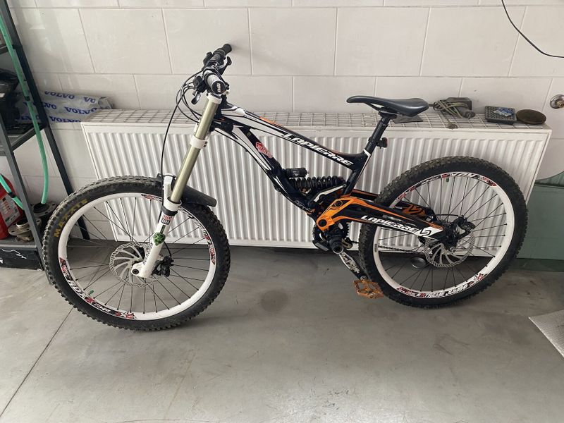 Lapierre DH Team 