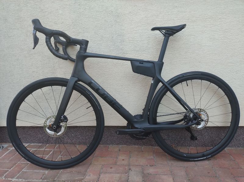 Cube Agree C:62 Race carbon´n´black - vel. 58