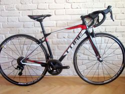 CUBE ATTAIN na Shimano 105, 50 cm. Zánovní.