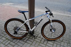 KARBONOVÝ TREK SUPERFLY 9.7 1x11