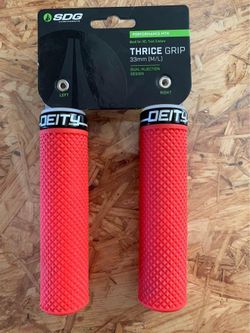 DEITY GRIPY SUPRACUSH RED
