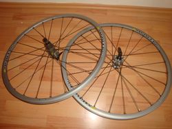 Zapletená kola 26" Shimano Deore, Mavic, Sun Ringle