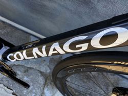 Colnago C64 Disc - Dura-Ace 9270 Di2 12s, Campagnolo Bora WTO 45 (NOVÉ)