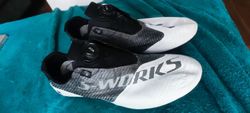 Specialized Exos vel. 44
