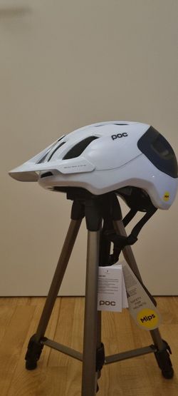 POC Axion Race MIPS vel 59-62