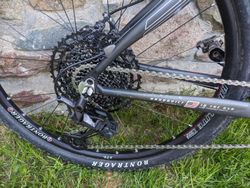 Karbonový Trek Elite 9.8 - váha 9.9 Kg, 1x12