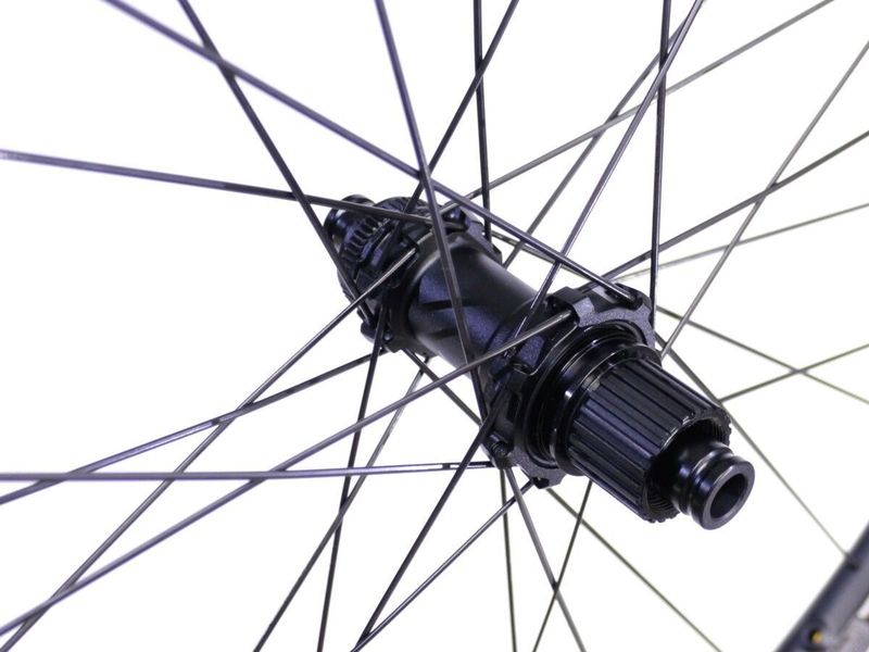 Karbonová zapletená kola Rodi/Formula - 29 pár, boost, centerlock, microspline, 28 drátů