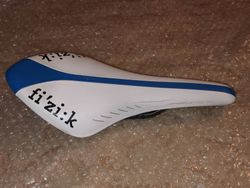 Sedlo Fizik Arione Carbon