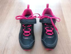 Dámské tretry NORTHWAVE ESCAPE EVO black/fuchsia