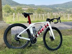 Prodám Madone SLR 7 Disc AXS PROJECT ONE