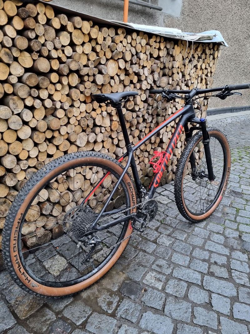 Specialized Chisel Comp - black/rocket red