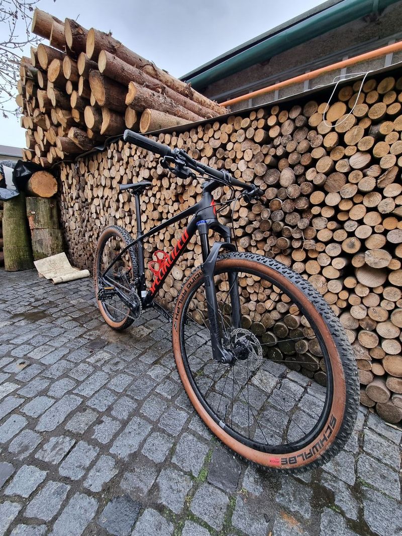 Specialized Chisel Comp - black/rocket red
