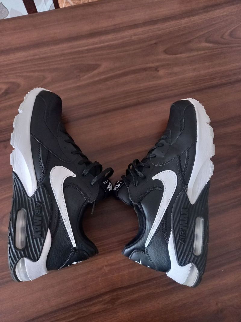 Nike Air Max Excee Leather - nové z Intersportu