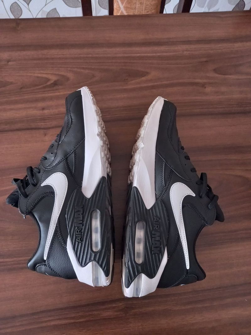 Nike Air Max Excee Leather - nové z Intersportu