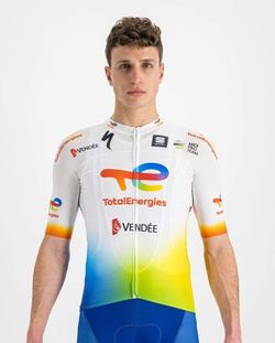 Sleva do 31.5. - NOVÝ Cyklistický dres s krátkým rukávem SPORTFUL TOTAL ENERGIES 2022