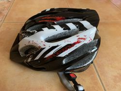 Přilba ALPINA junior 51-55 cm, 218g, stav jako nová