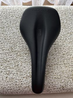 Sedlo Ergon SR 10