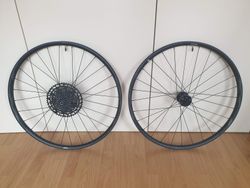 Zapletená kola Giant XCT 29