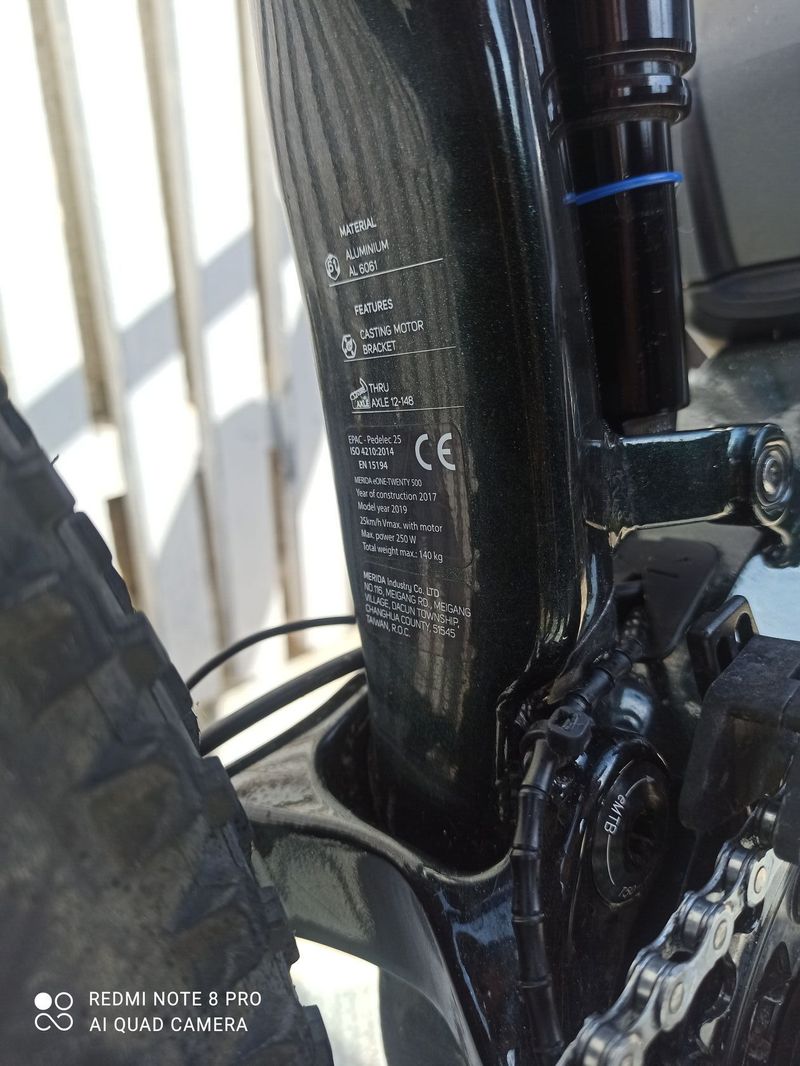 Celoodpružené horské elektrokolo Merida eOne twenty 500