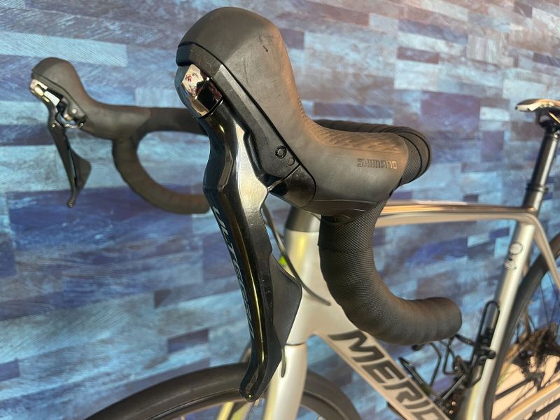 Merida SCULTURA 5000 carbon DISC- M/L - 54 cm pro postavy 175 - 181 cm