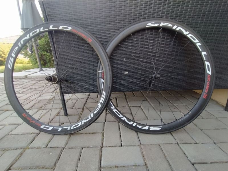 silniční kola Spinollo galuzková karbonová