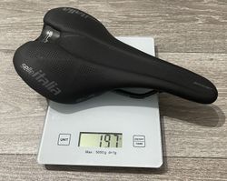 NOVÉ sedlo Selle Italia SLR Boost TM