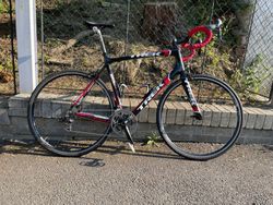 Trek Madone 3.1 s powermetrem PowerTap G3