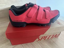 Tretry Specialized Sport MTB vel.47