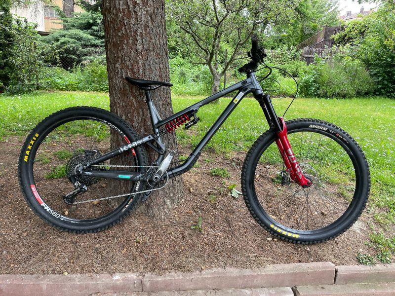 Commencal Meta AM 29 TOP STAV