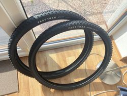 Pláště Specialized Fast Trak Sport 29x2,35" - nové, sundány z nového kola