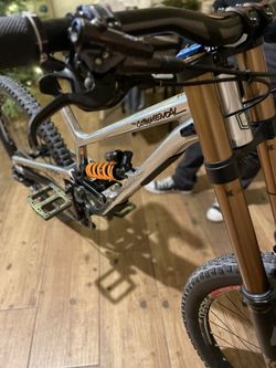 Commencal Furious
