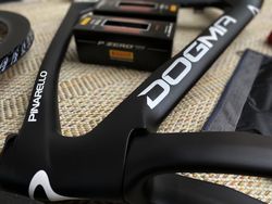 Rámová sada - Pinarello Dogma F12 Disc - vel. 575 (mezi L až XL) NOVÁ