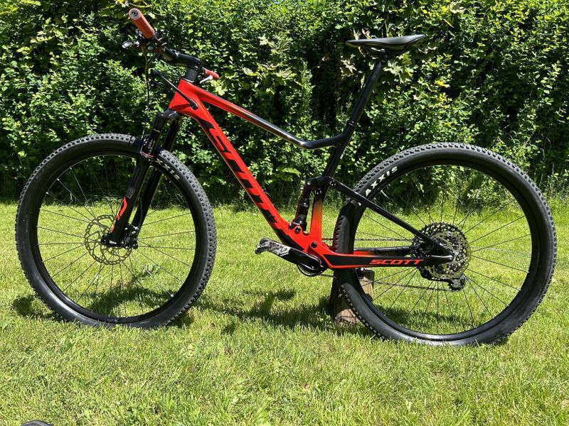 SCOTT SPARK RC 900 TEAM RED