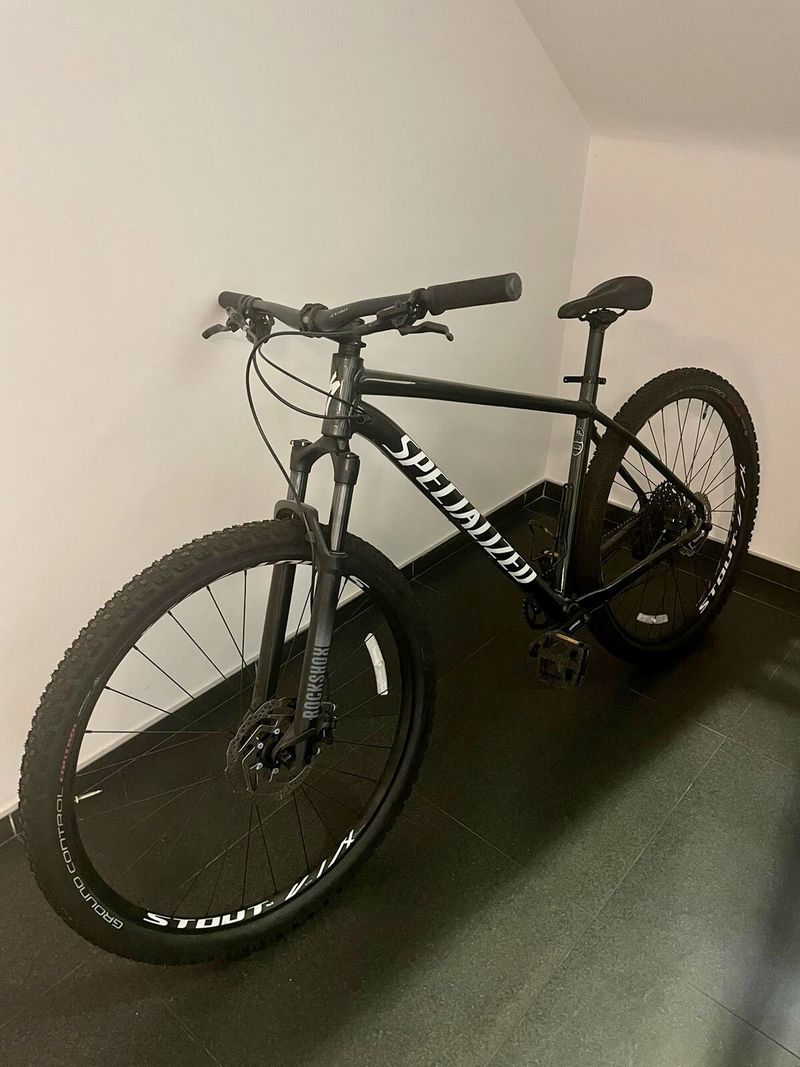 Kolo specialized - tmavě zelená 