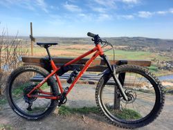 Commencal Meta HT All mountain