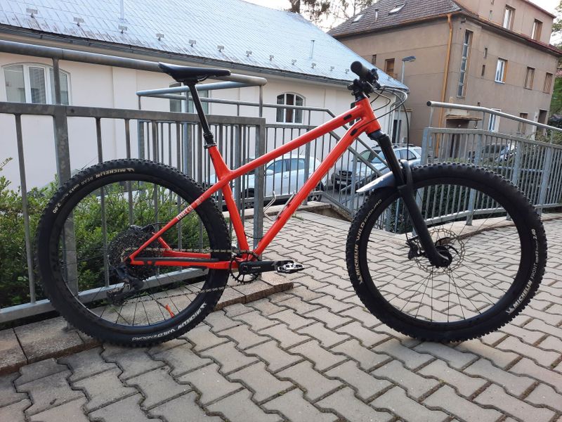Commencal Meta HT All mountain