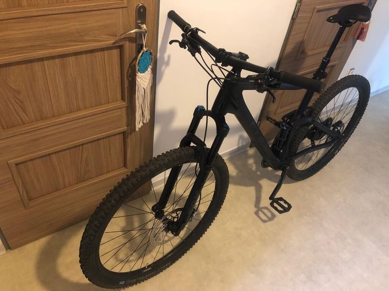 Celoodpružený carbonový bike Cube Stereo SL, 29"