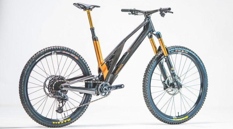 enduro kolo 29"/27.5" Unno Burn Race 2023 vel. S2 (SLEVA 25 %)