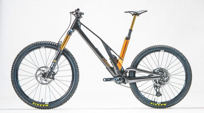 enduro kolo 29"/27.5" Unno Burn Race 2023 vel. S2 (SLEVA 25 %)