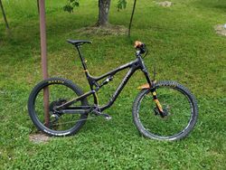Lapierre Zesty 527 (27,5), velikost L, zdvihy 150/150