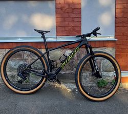 Prodám Specialized Epic HT 2020/ Satin Carbon/Hyper Green vel. M (koupeno březen 21 v Kolokrám)