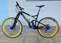 Cannondale Jekyll 27.5" Carbon Team