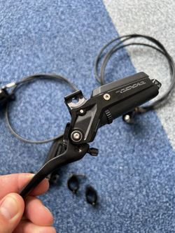Nové 4-pístkové Sram Code Silver Stealth - 2024