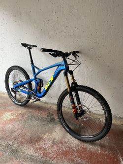 GT Force 27.5" Carbon Pro