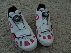 Silniční tretry Pearl Izumi vel.39