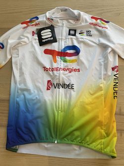 TotalEnergies Bodyfit team jersey
