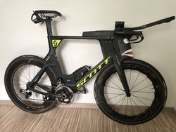 Scott Plasma 5 vel. 58/xl + Zapletená kola Zipp 404 a 808 a 858 a Disc Super-9